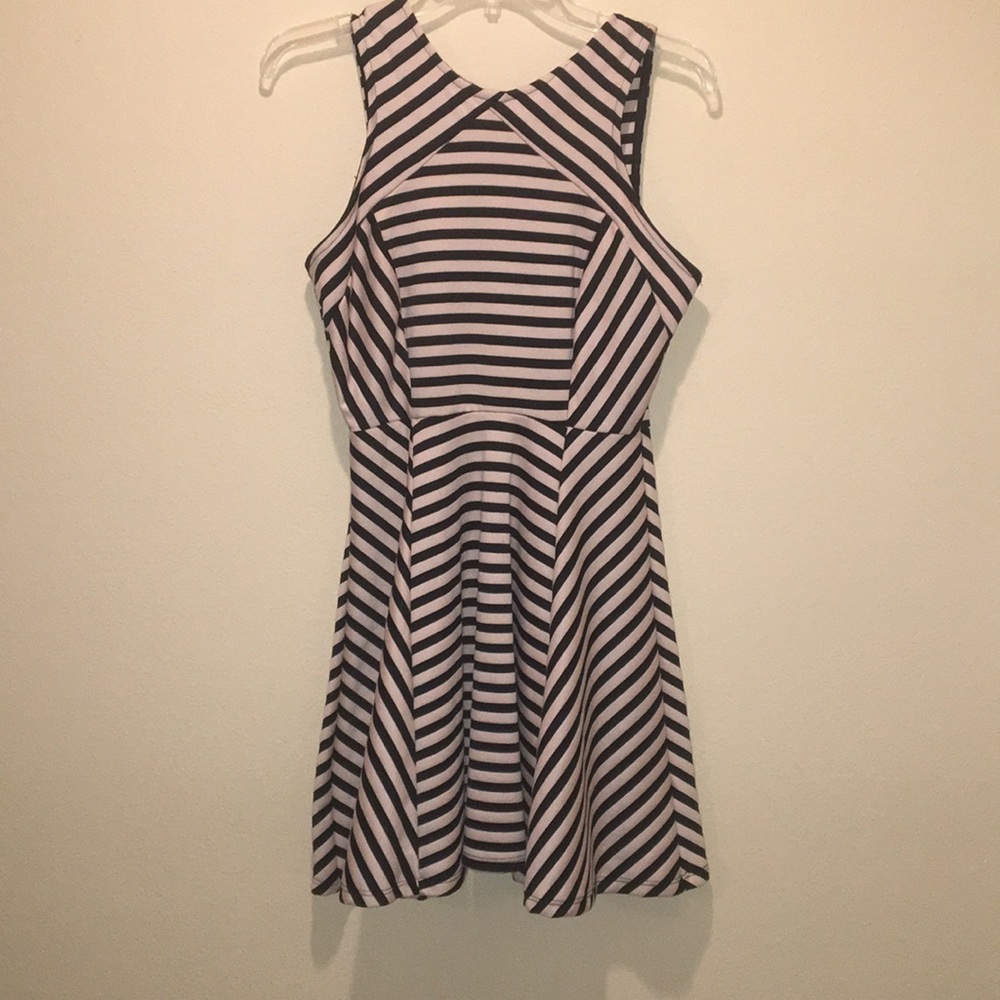 Medium Black and Tan dress